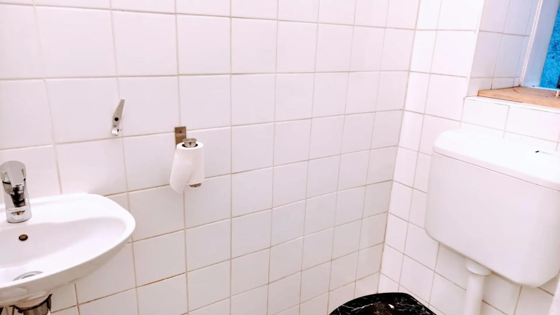 Cozy Apartment 5 Min Rathaus Vienna 0*,  Austria